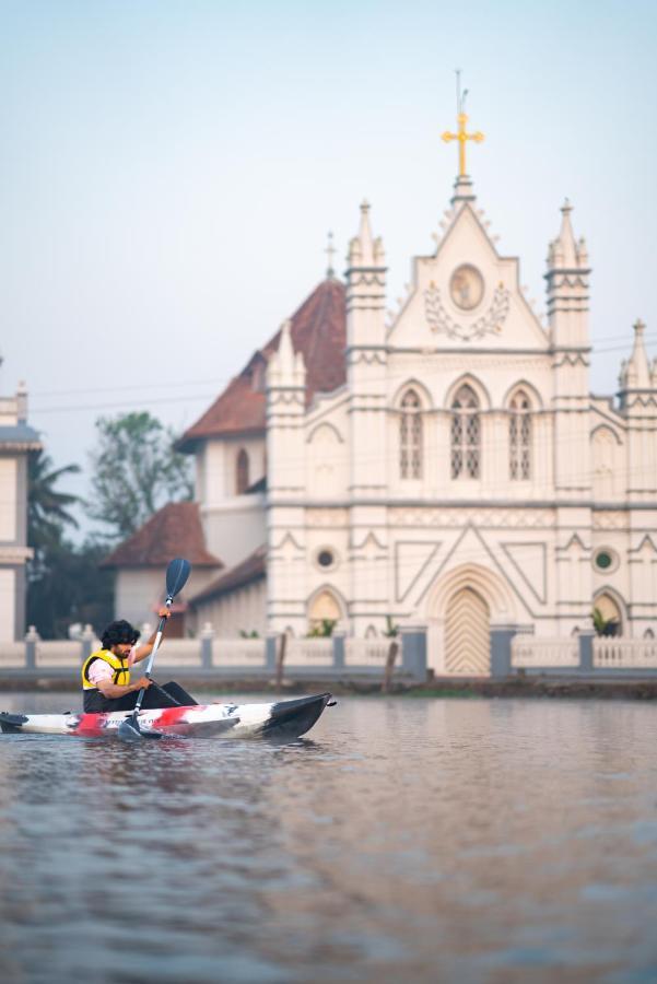 Kuttanad Kayak Club By Lexstays Holiday home